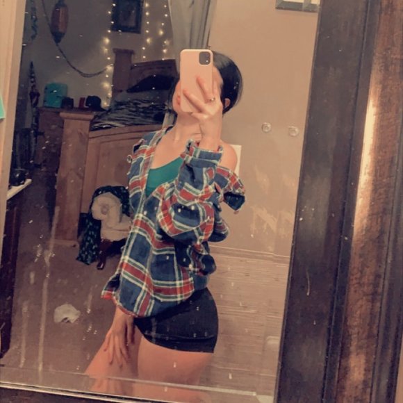 Meet your Posher, Katelynn - Picture 1 of 1